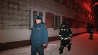 Пожарные провели тренировочную эвакуацию в студенческом общежитии