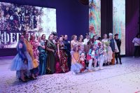 Шоу театра моды «Феерия» собрало полный зал в городском Дворце культуры