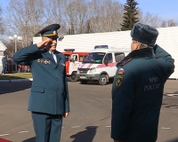 Зеленогорские пожарные сегодня получили новые нагрудные знаки